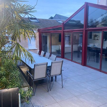 Dependance Avec Billard A Proximite Zenith Rouen Le Grand-Quevilly Exterior foto