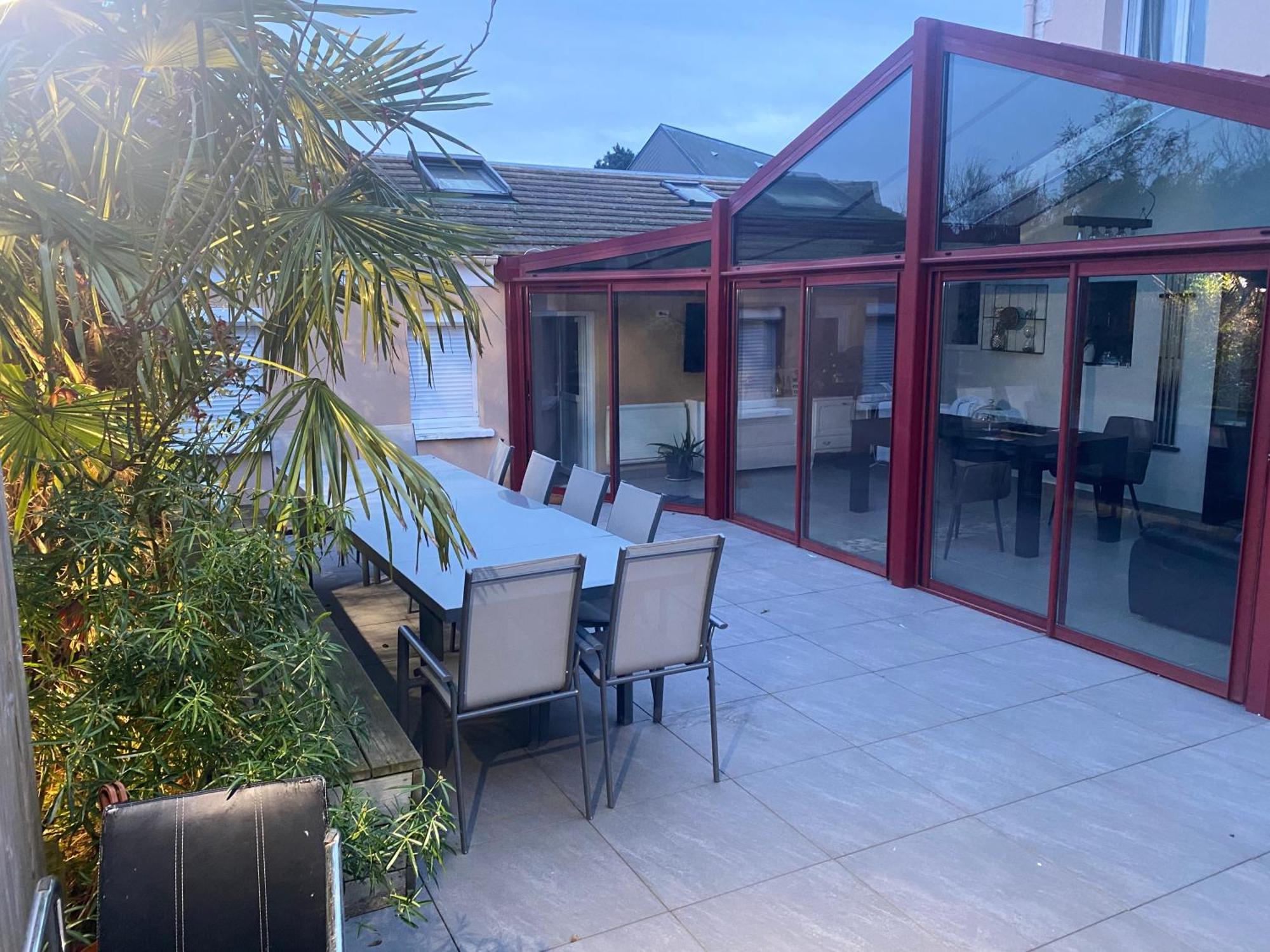 Dependance Avec Billard A Proximite Zenith Rouen Le Grand-Quevilly Exterior foto