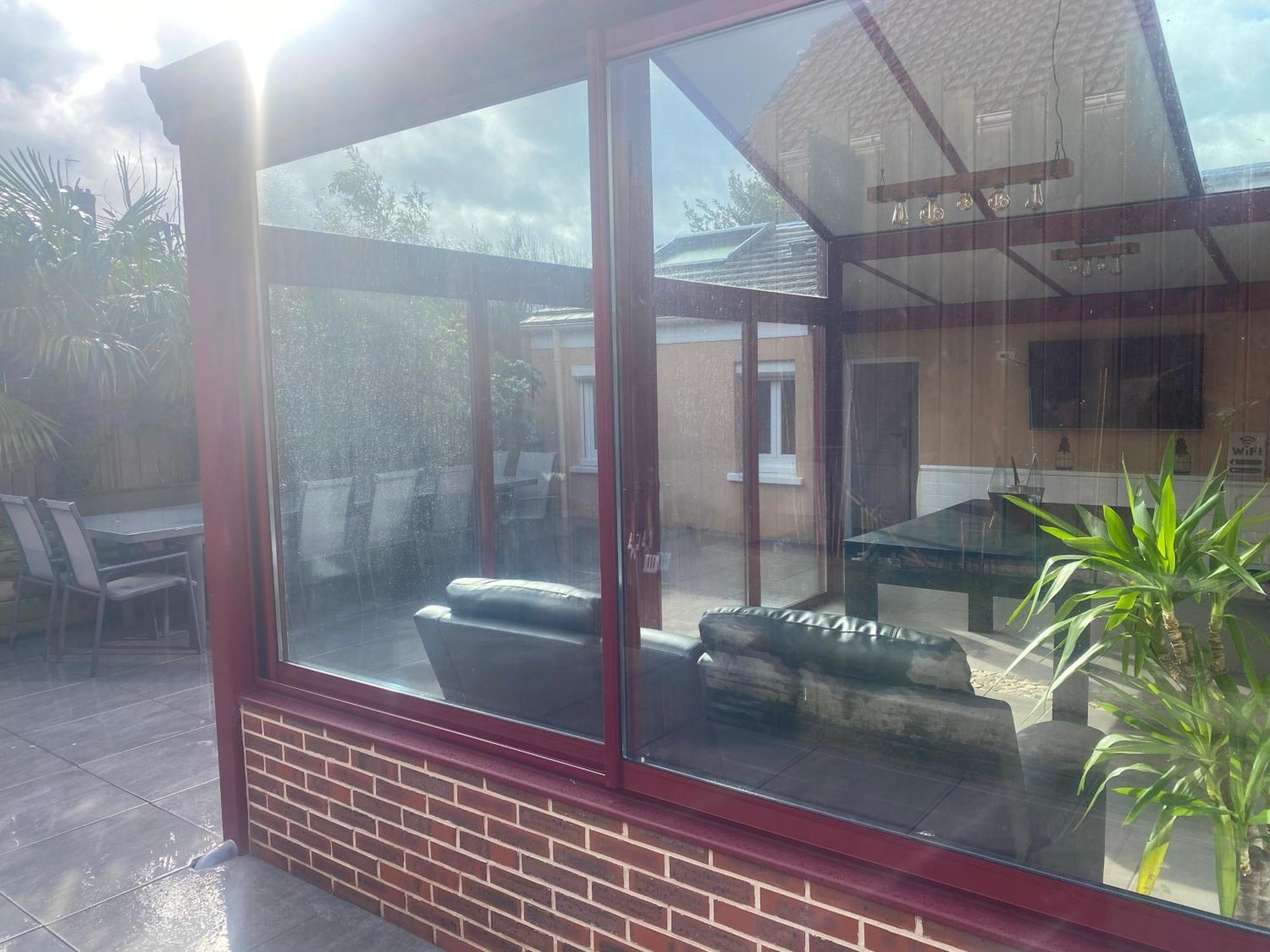 Dependance Avec Billard A Proximite Zenith Rouen Le Grand-Quevilly Exterior foto
