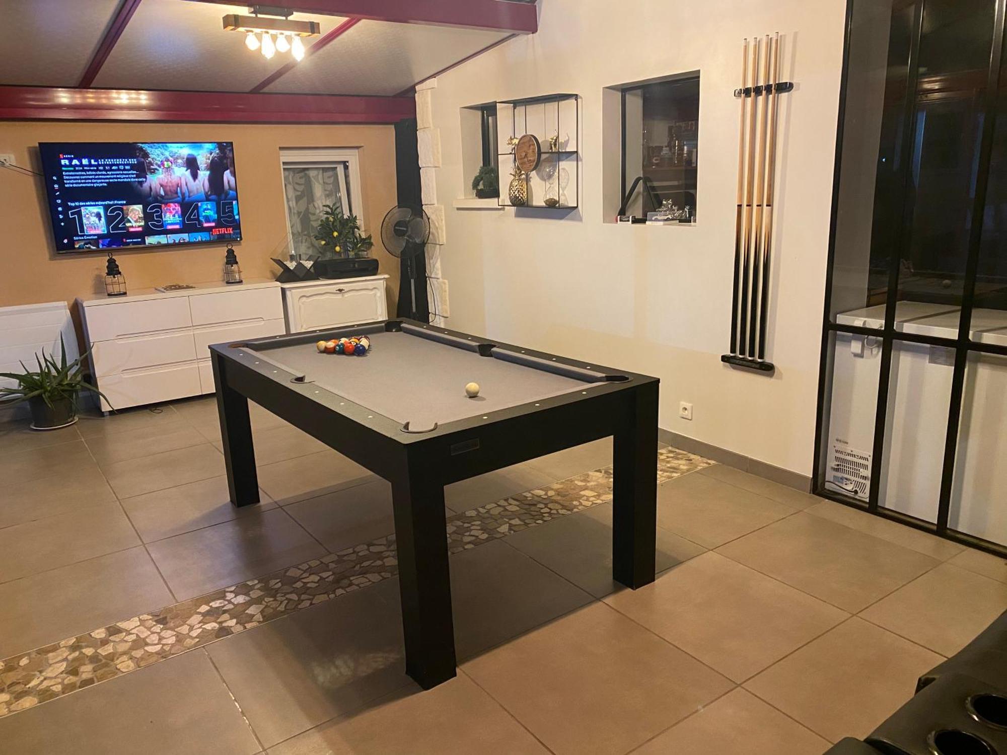 Dependance Avec Billard A Proximite Zenith Rouen Le Grand-Quevilly Exterior foto